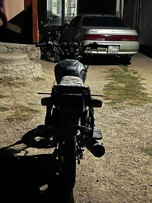 Мотоцикл GSX150 кубовый срочна продам
