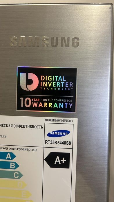 Холодильник Samsung