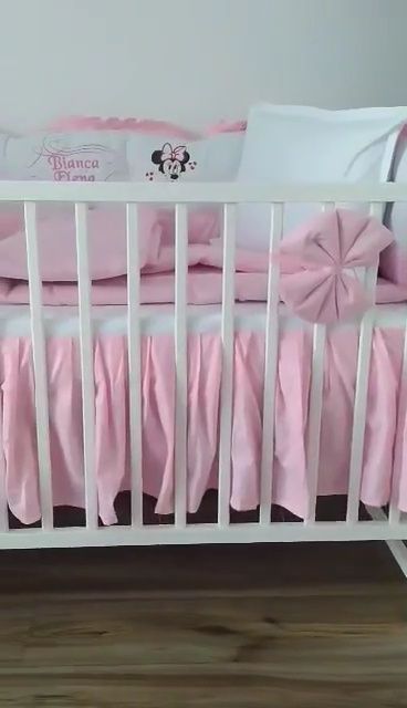 Vând pătuț fetite