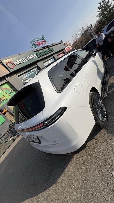 Leapmotor c16 2025 - yil kraska tozza