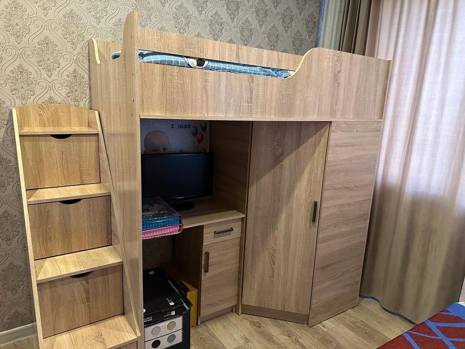 Детский кровать со шкафом