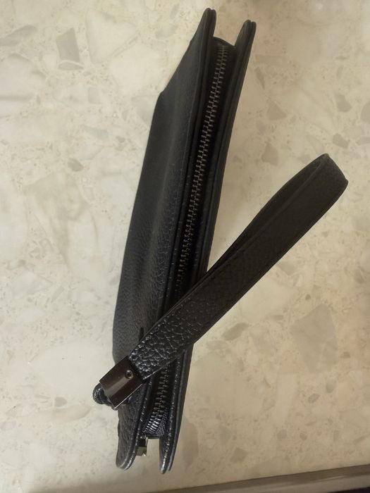 Продам клатч из натуральной кожи