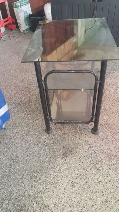 Телевизионна масичка.