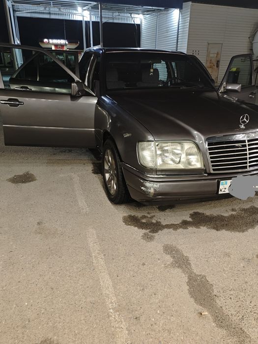 Мерседес W124 2.2 автомат