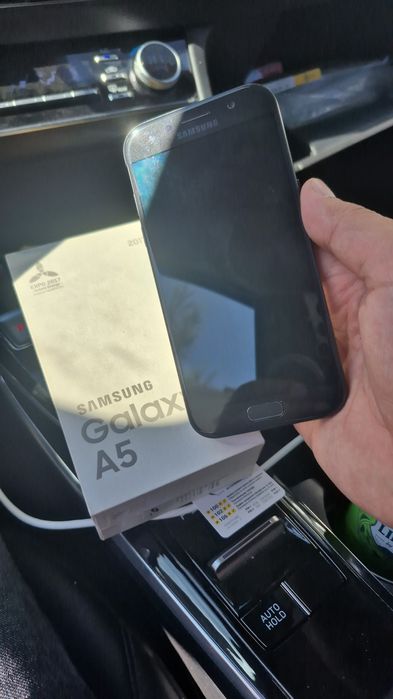Продам телефон  Samsung a5
