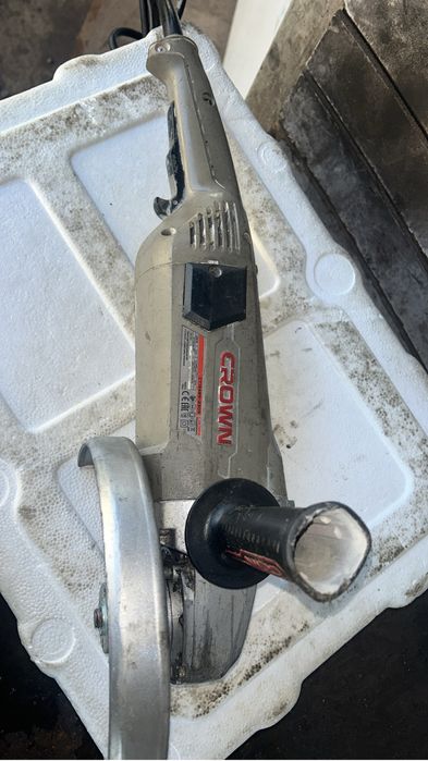Продам перфоратор кроун