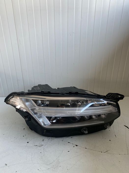 Far full LED dreapta Volvo XC90 31655159