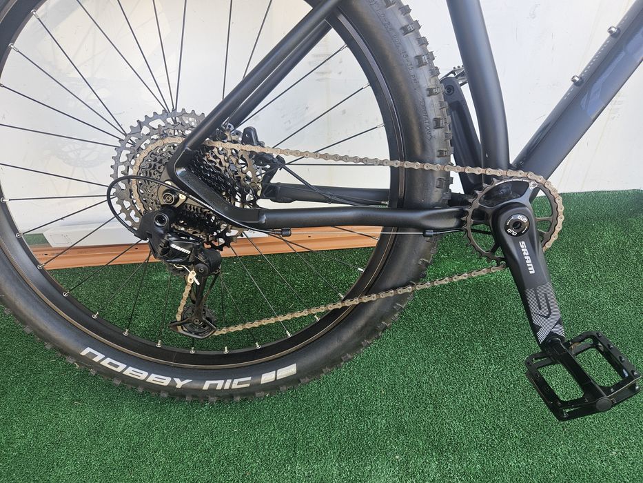 27.5  цола Крос Капитан 12 х 1 , гуми 27.5 х 30