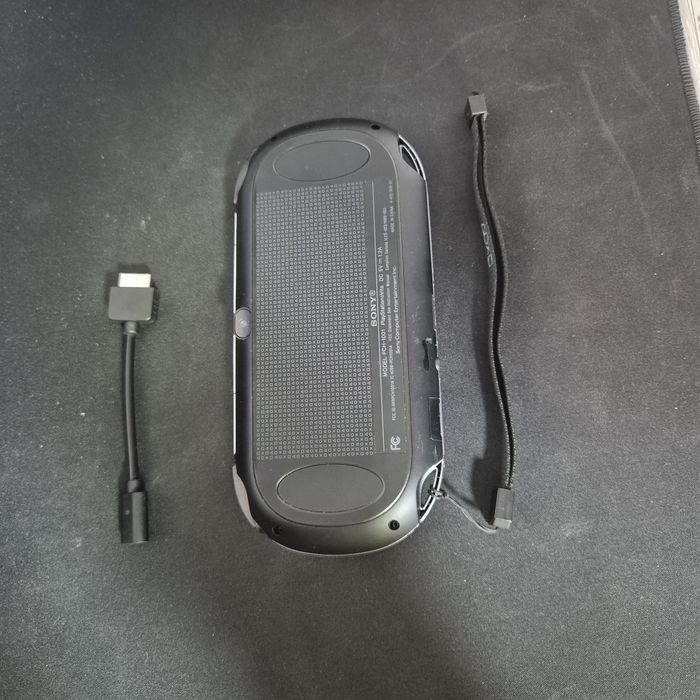 Продам ps vita oled