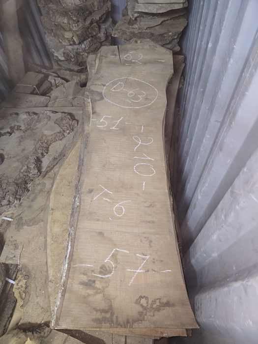 Продам доски дуба .