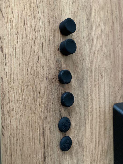 Playstation 4 slim с 2 контролера, игри + ПОДАРЪК