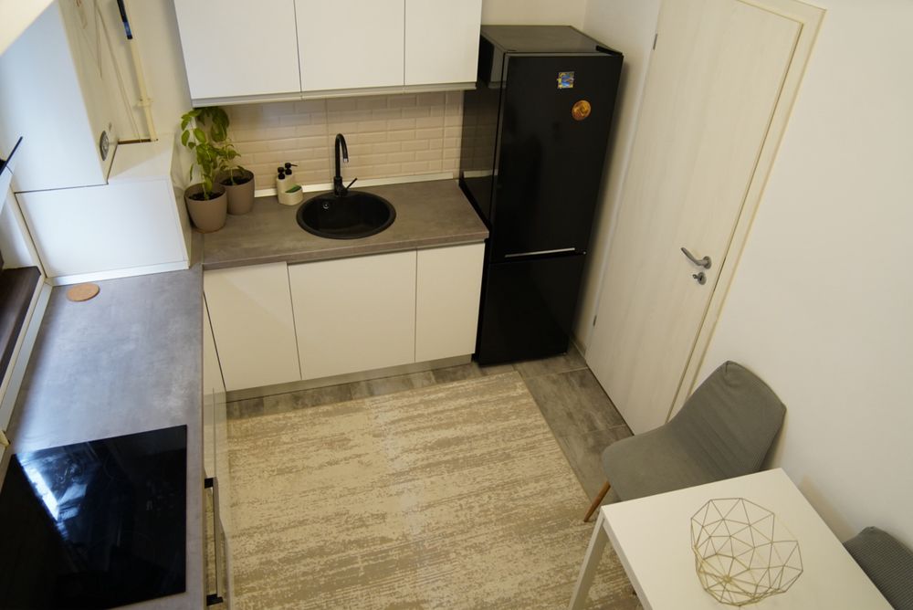 Inchiriez apartament in Popesti Leordeni :2 camere cu terasa si balcon inchis +loc de parcare