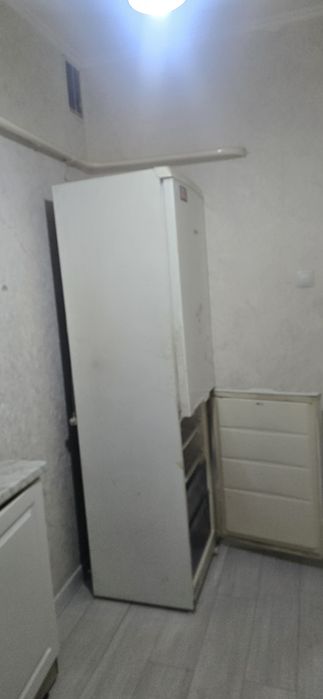 Отдам нерабочий холодильник вестел
