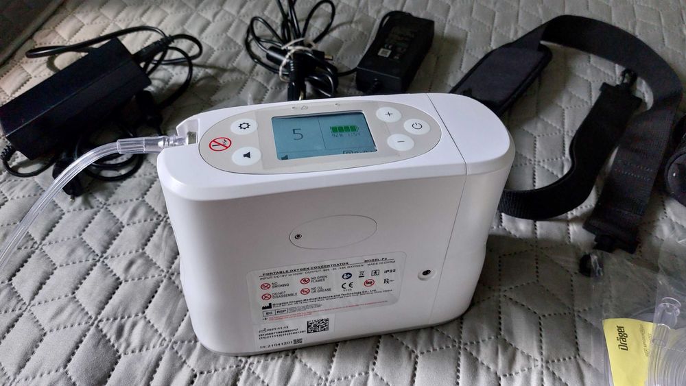 Мобилен кислороден концентратор Freedom в отлично състояние
