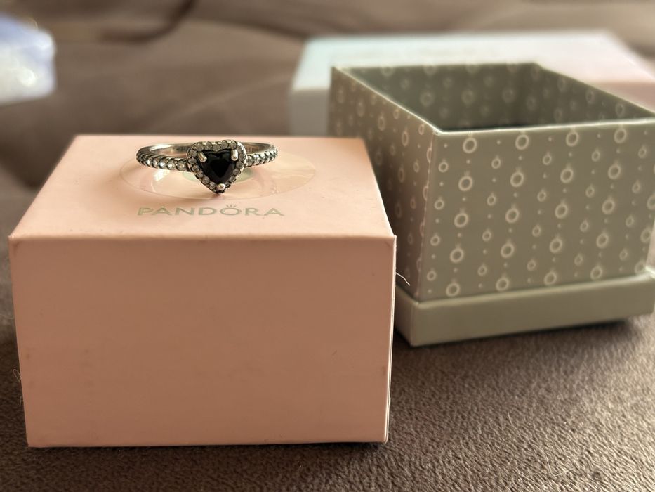 Дамски пръстен PANDORA