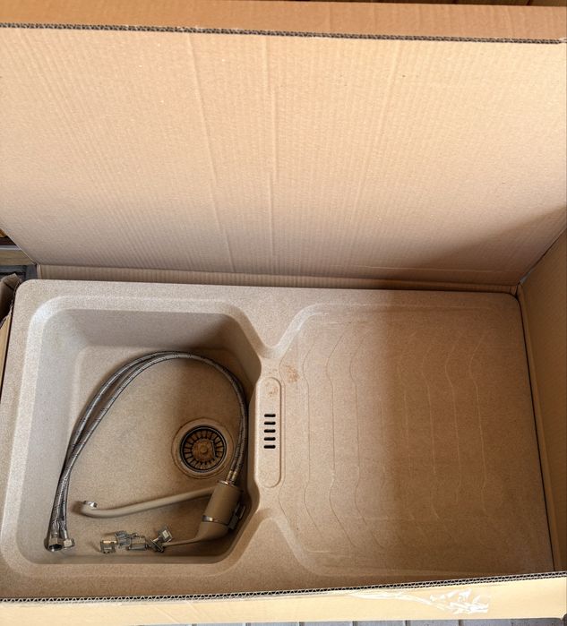 Vând chiuvetă franke folosită,în stare bună ,fără crăpături