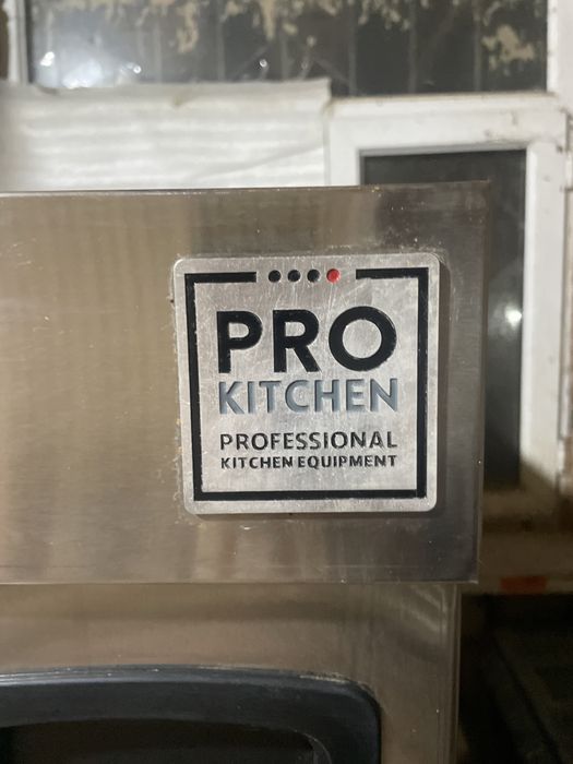 Газовая печь PRO KITCHEN в отличном состоянии