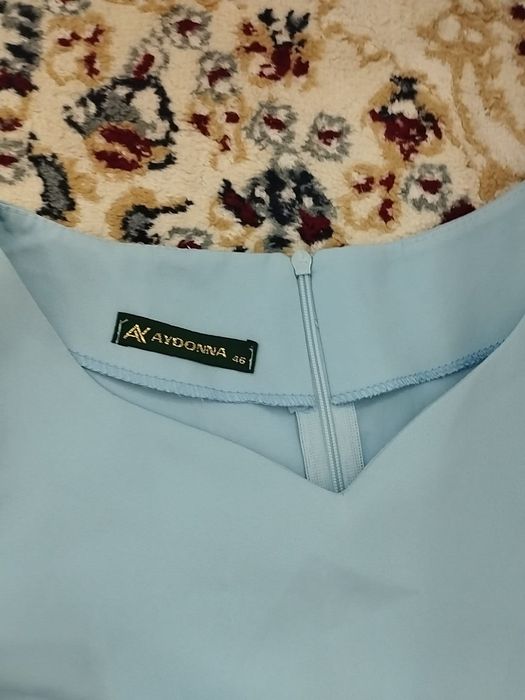 Платья голубого цветы.Одевала 1раз