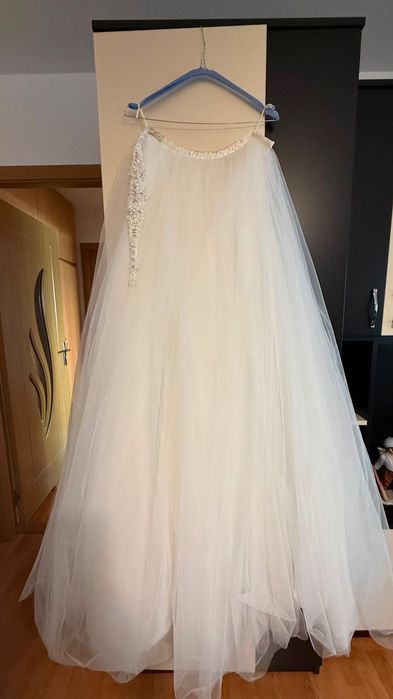 Vând rochie de mireasă 2 în 1.