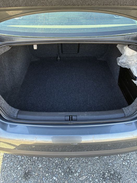 Volkswagen Jetta 2007  1.6 benzina(mpi)