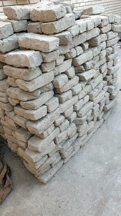 Продам сырой кирпич.