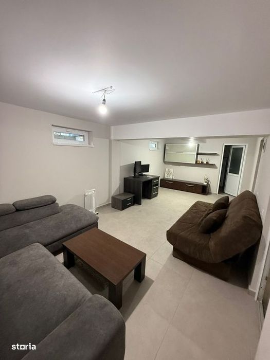 Apartament 3 camere  59,9 MP Zona Teilor