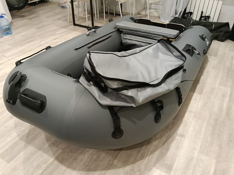 Продам лодку Инзер 280 нднд