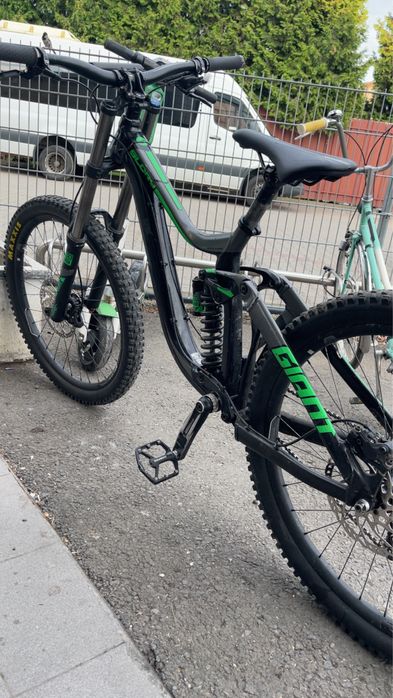 Giant Glory 2020 Downhill