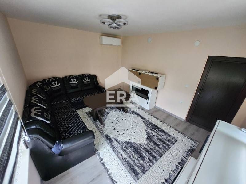 Еднофамилна къща, с. Бъзън