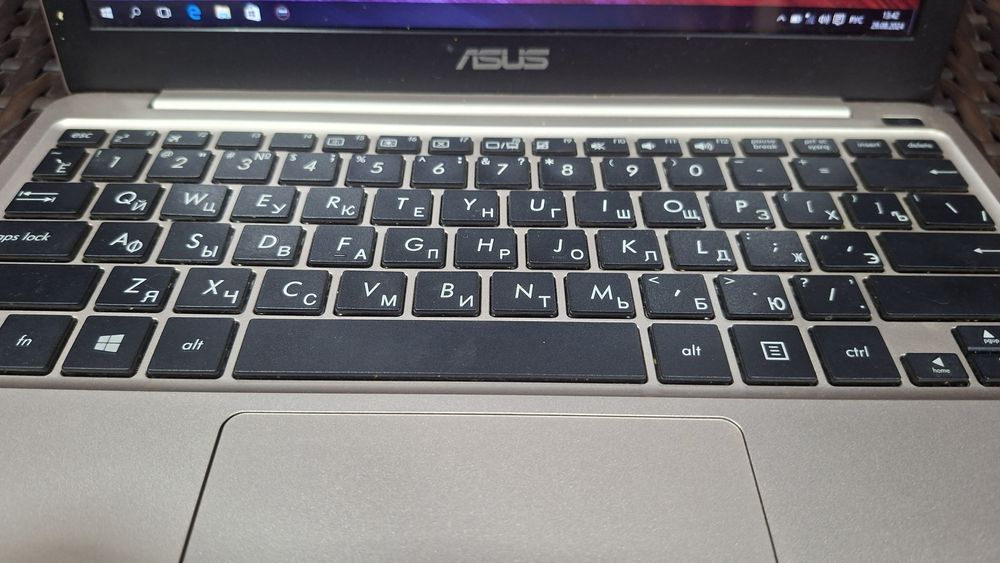 Asus e200h ноутбук