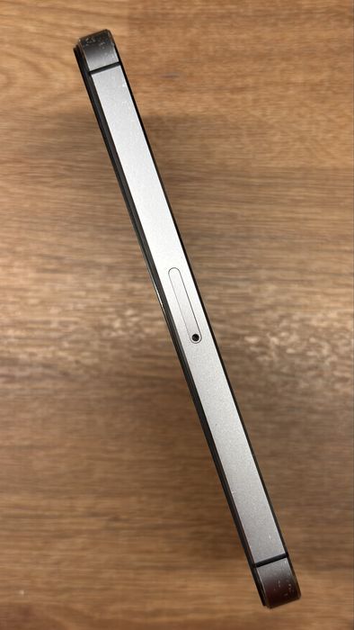 Телефон iPhone 5s