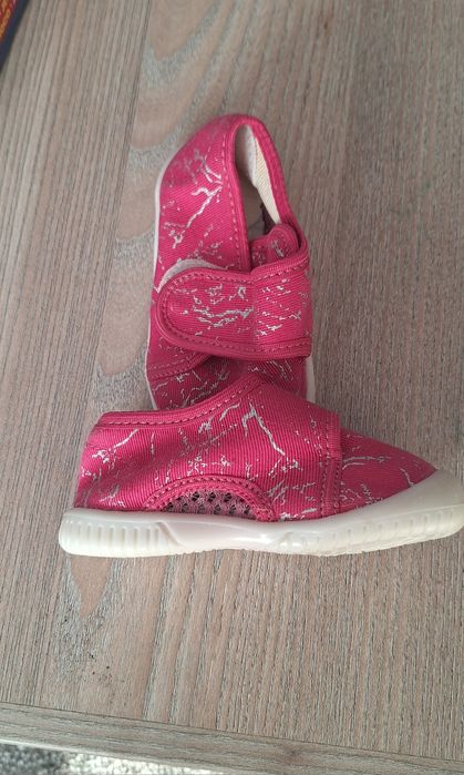 Детски пантофи Беко