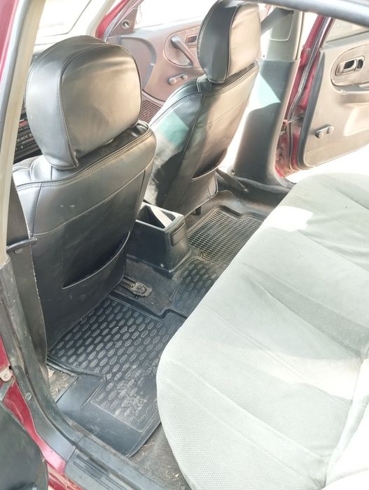 Продам машину Nissan Primera p10 1994