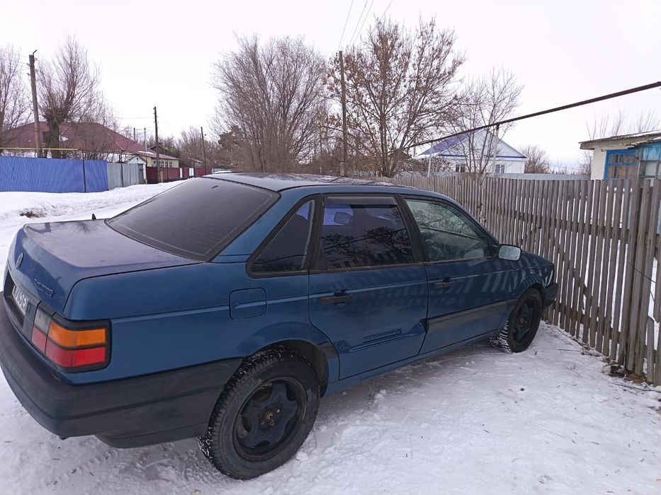 Продаю машину пассат б3