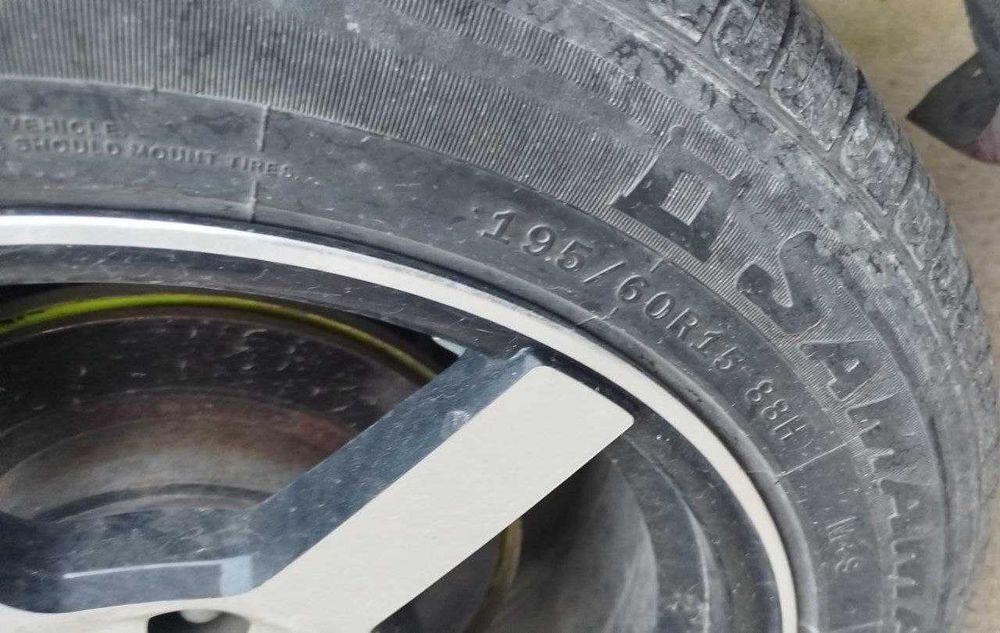Диски R15. Ширина 7.0 Резина 195/60