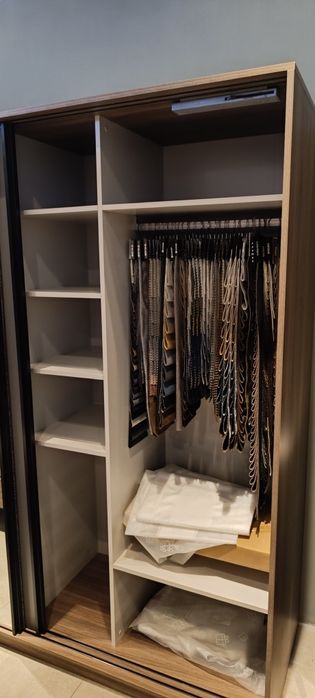 Гардероб с плъзгащи врати ENZA HOME