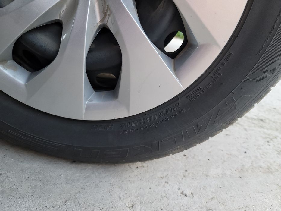 Anvelope vară Falken Ziex ZEO1OB cu jante aproape noi, 205/65/16