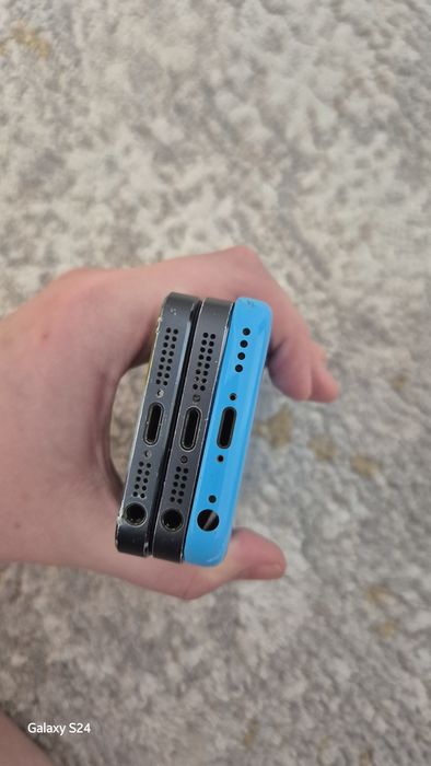 "iPhone 5 3 штуки на запчасти"