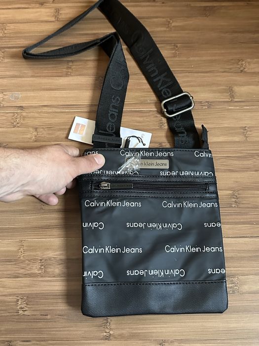 Мъжка кожена чанта Calvin Klein промазка