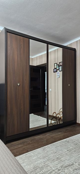 Продам спальный гарнитур