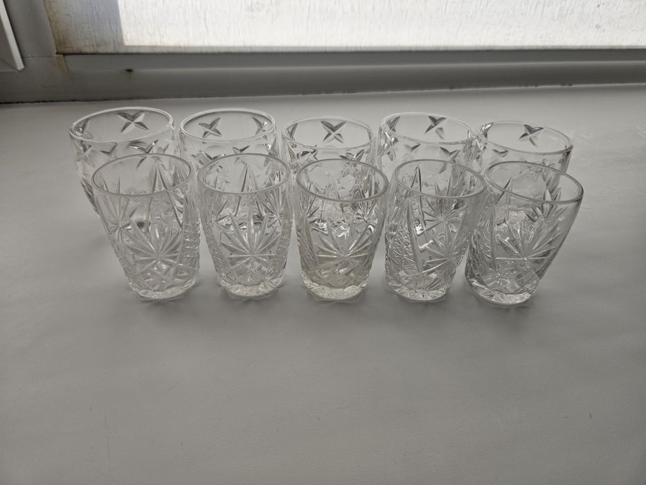 Продам рюмки хрустальные