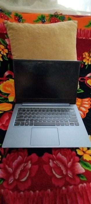 Ноутбук lenovo 81h1