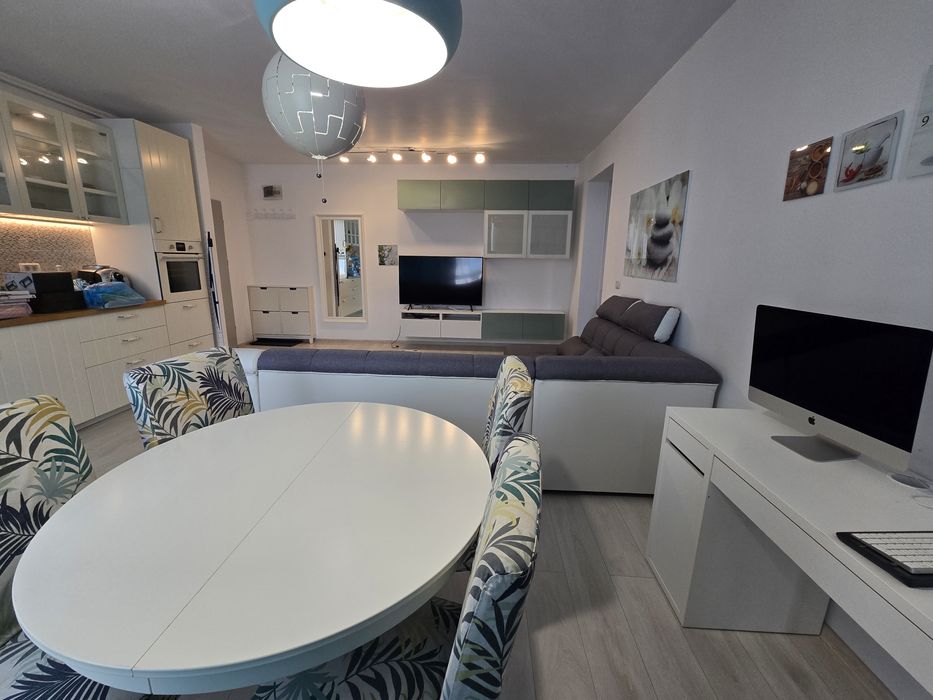 Inchiriez apartament 2 camere