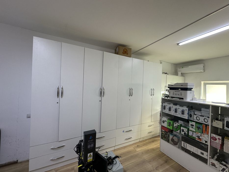 Мебель Шкаф,Витрина,стол