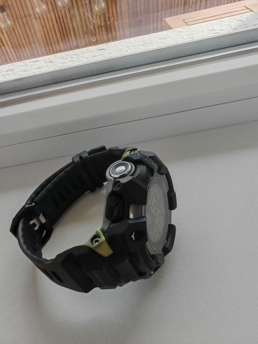 Vând Casio G shock GBD H1000