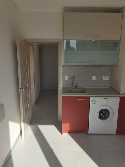 Дава се под наем Двустаен апартамент в София, Гоце Делчев - 70 кв.м за 700 € - Снимка #3