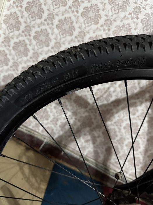 Продам велопокрышки NYLON 27,5*2,35