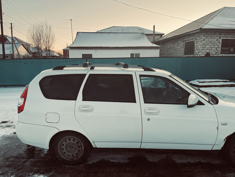 Продам приора 2 универсал 2012г