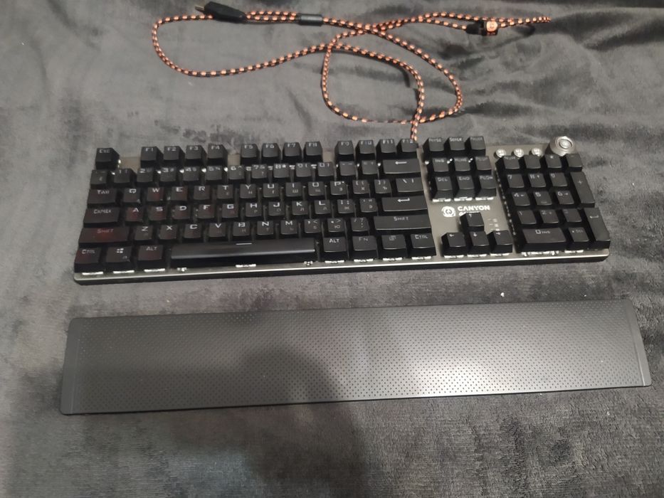 Клавиатура Canyon