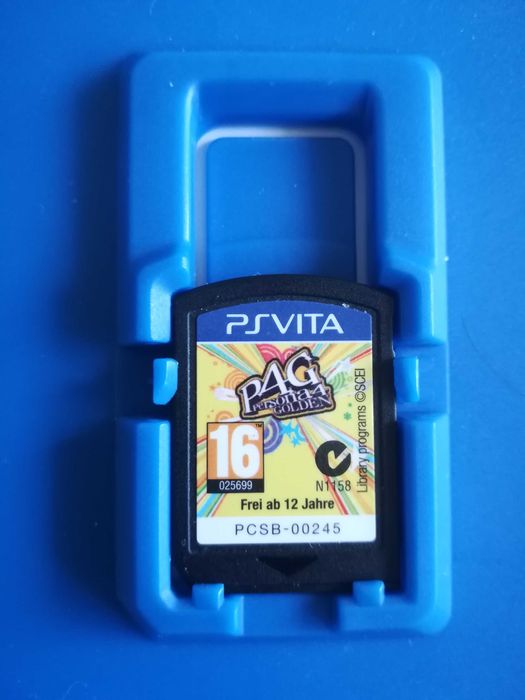 Persona 4 Golden PS VIta